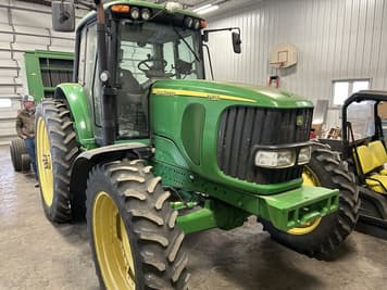 Main image John Deere 7520